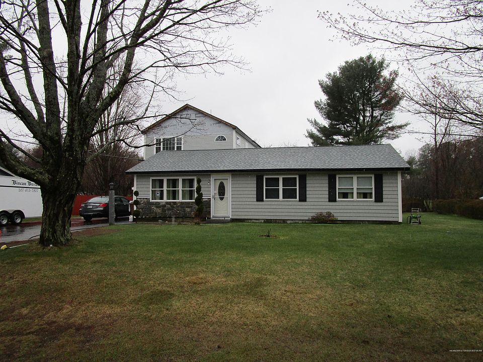 1st image of 9 Brentwood Cir