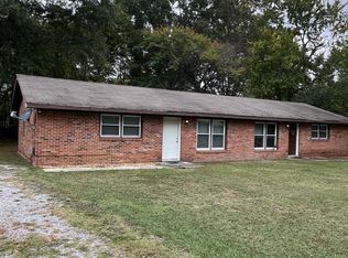 1003 E Lauderdale St, Tullahoma, TN 37388
