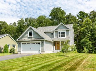 3 Greenacres Ln, Scarborough, ME 04074