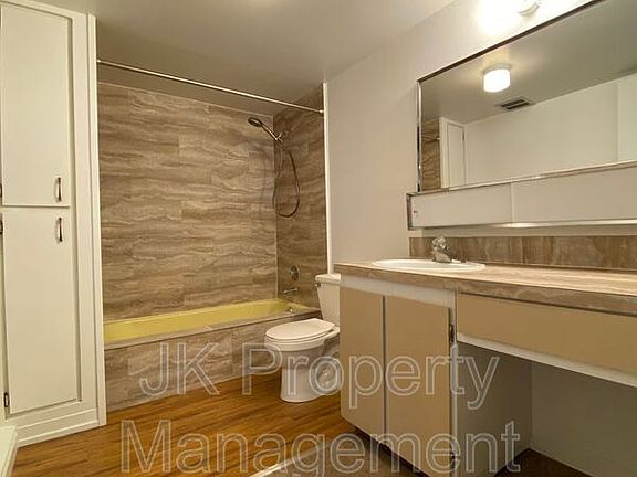 3rd image of 1401 2b St S #14