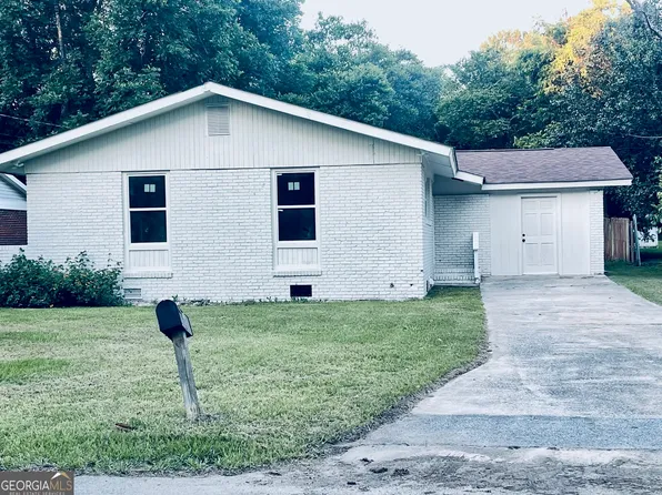 732 Katherine St, Warner Robins, GA 31088
