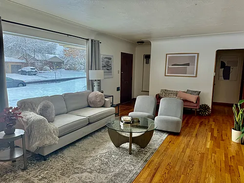 1660 S Josephine St Photo 1