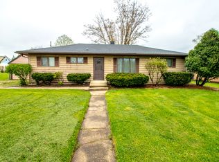 7349 S Park Ave, Burr Ridge, IL 60527