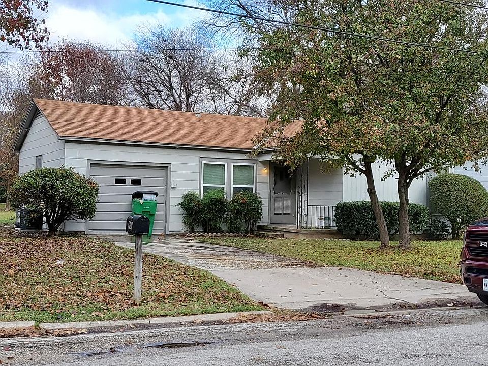 1st image of 601 Lynch Ave