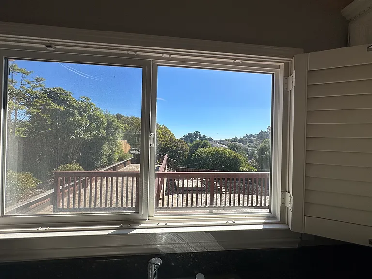 2350 Rosewood Dr — Photo 11