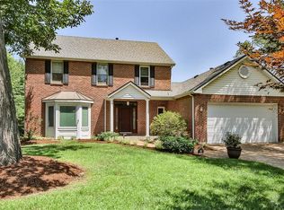 11819 Fairlind Dr, Saint Louis, MO