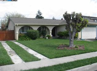 8045 Peppertree Rd, Dublin, CA 94568