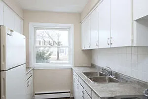 161 Arbour Glen Crescent London — Photo 4
