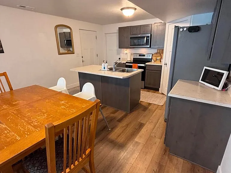 658 N Butte Ln #1 — Photo 17