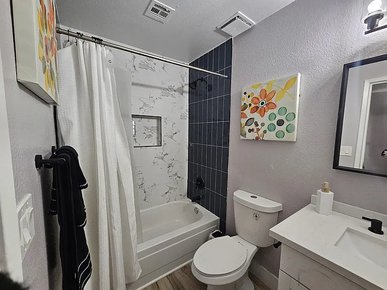 457 N Lamb Blvd #E — Photo 16