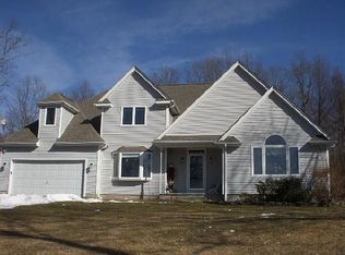 139 Banjo Sullivan Rd, Griswold, CT 06351