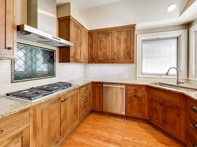 405 N Washington Ave — Photo 8