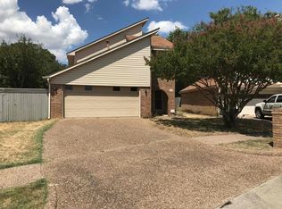 1100 Carrington Ct, Irving, TX 75060
