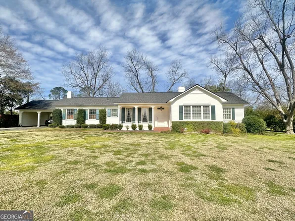 602 9th Ave, Eastman, GA 31023