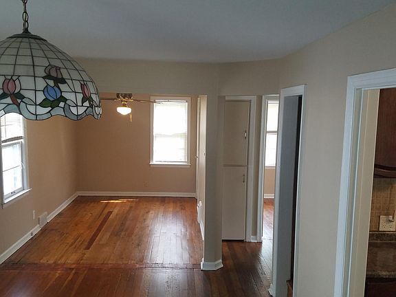 3rd image of 3617 Herrick St
