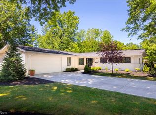 2664 Country Club Blvd, Rocky River, OH 44116