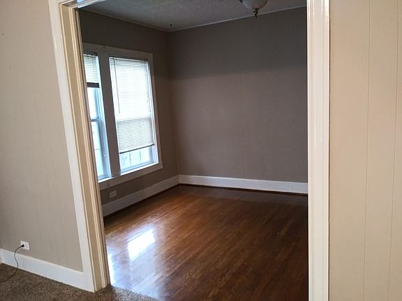 5th image of 205 W Charnwood St