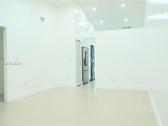 5th image of 5661 W 21st Ave #0