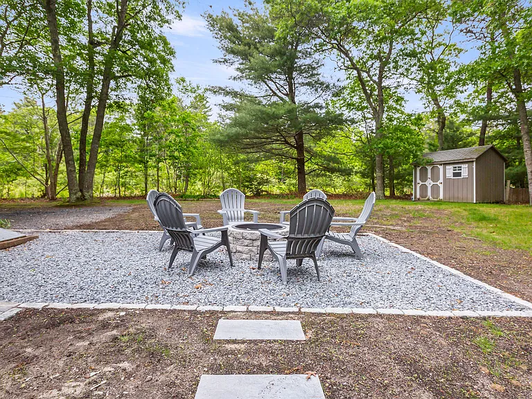 10 Kristina Ln — Photo 10