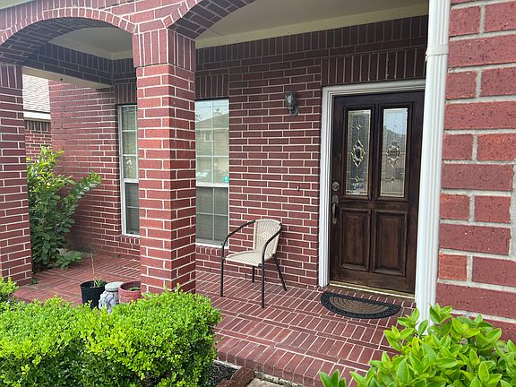 2nd image of 4523 Marquis Ave