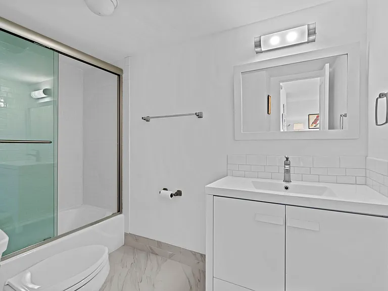 223 Atlantic Ave #4E — Photo 13