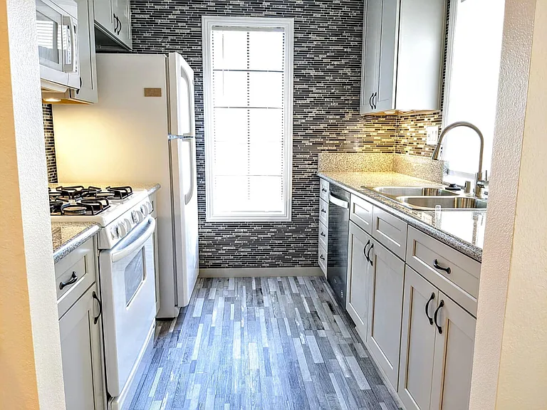 10628 Dabney Dr #164 — Photo 12