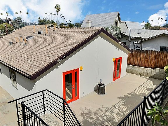 3rd image of 5026-5028 Templeton St
