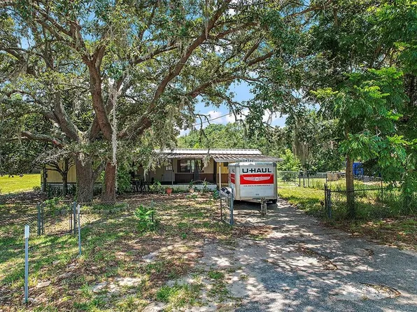 4532 Pine St, Fruitland Park, FL 34731