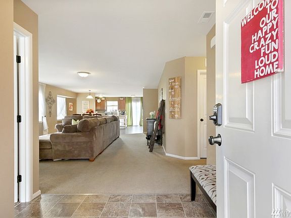 5th image of 1321 Daffodil Ave NE