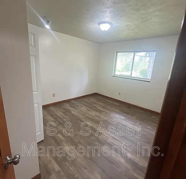 8586 Old M #78 — Photo 18