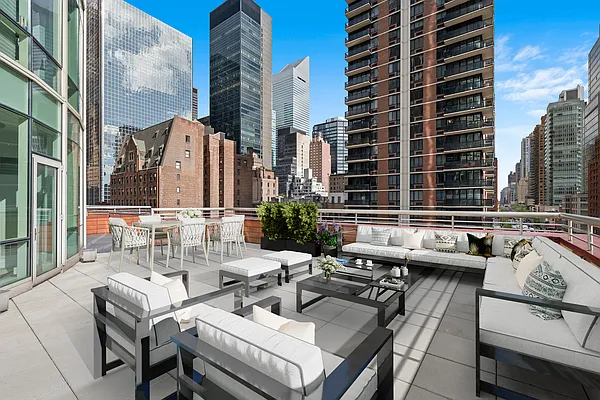 Sold by Corcoran | media 25