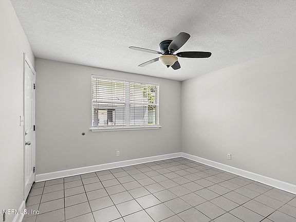 2nd image of 1511 4th St N APT 2