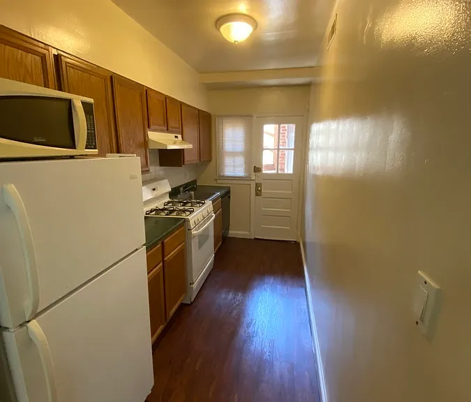 4012 Calvert St NW #1B — Photo 12