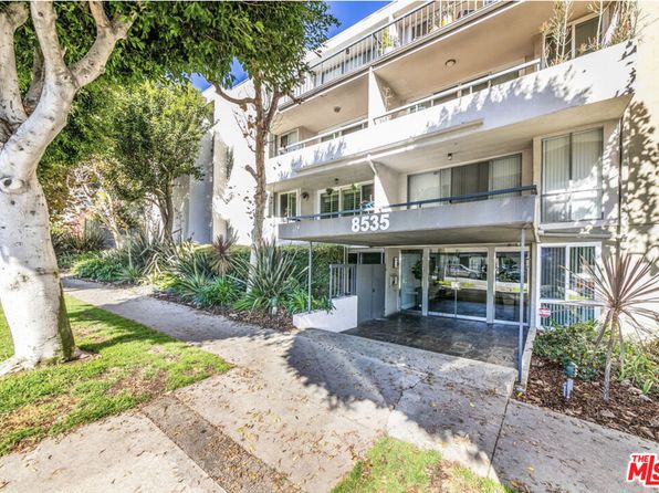 8535 W West Knoll Dr APT 220