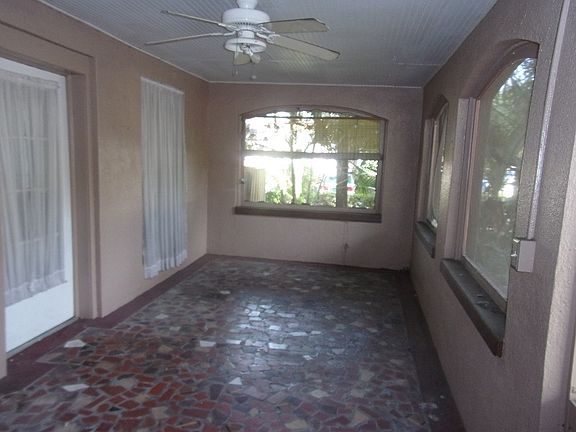 3rd image of 1114 17th St N APT 1