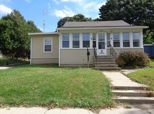 357 N Jefferson St, Whitewater, WI 53190