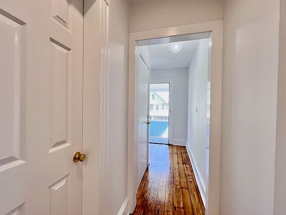5th image of 65 Morehouse St