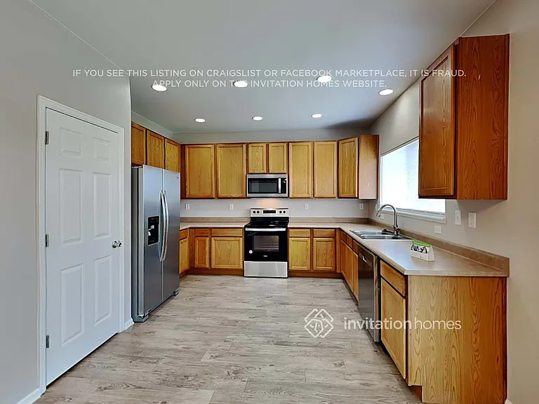 6997 Ancestra Dr — Photo 10