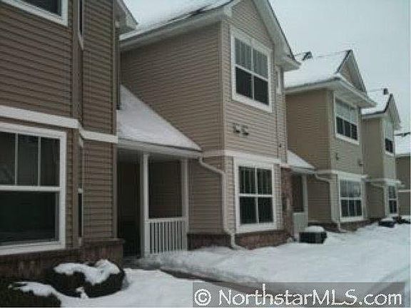 3rd image of 12146 Xylite Street NE