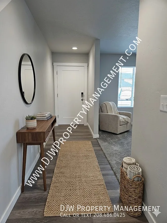 Building Photo - 1201 W Bass River Dr