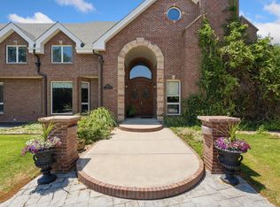7733 Park Ridge Cir, Fort Collins, CO 80528
