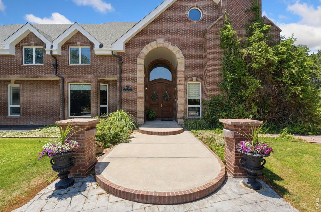 7733 Park Ridge Cir