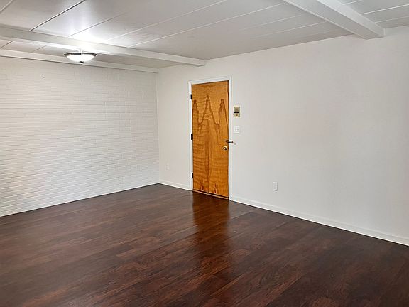 5th image of 2818 Erie Ave #2818-A-1