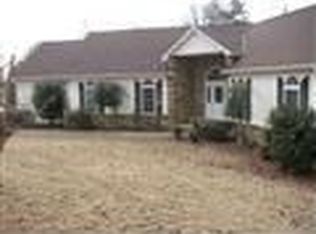 900 Southwind Ct, Seneca, SC 29672