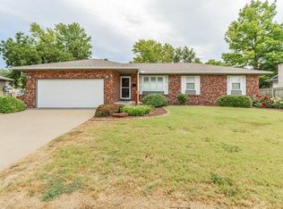 2357 Edward St, Salina, KS 67401