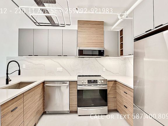 4th image of 921983-312 11th Ave SE #220