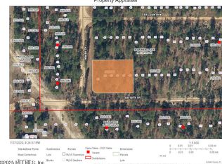 430 SE 10th St, Interlachen, FL 32148