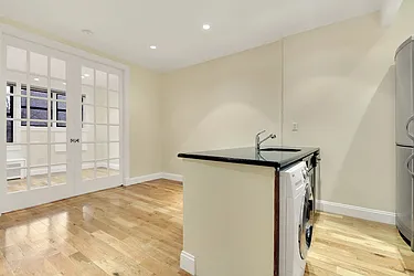 Rented by Cooper & Cooper Real Estate