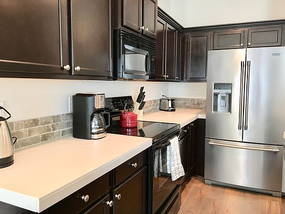 3rd image of 5638 NE 130th Pl