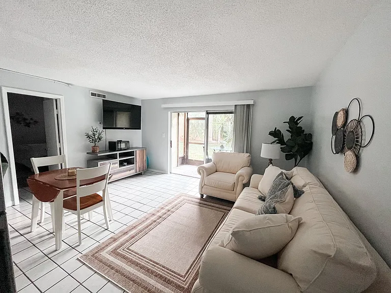 4215 E Bay Dr #1701C — Photo 8